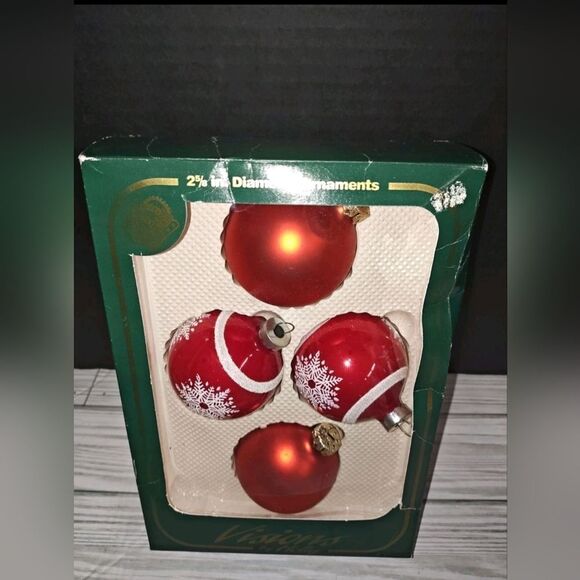 Visions By Holly Christmas Holiday Vintage Red Glass Tree Ornaments Snowflakes - Picture 3 of 9